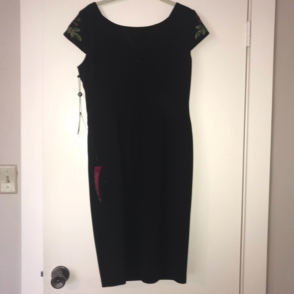 Adrianna Papell Dress - Picture 3 of 5